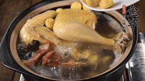 出國前加少許鹽，撒上蔥花即可。