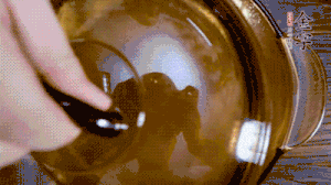 加山藥、毛豆再煮15分鐘。