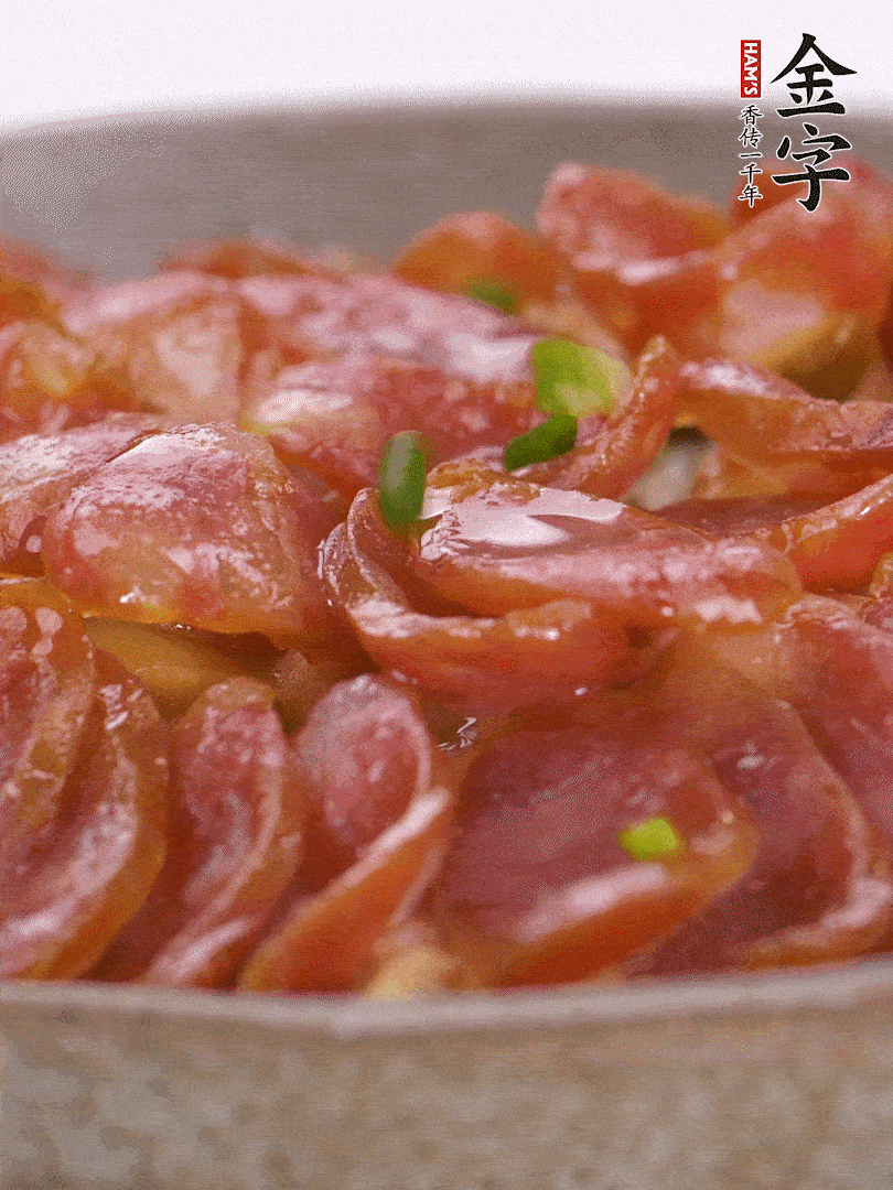 水開后放入，大火蒸10分鐘，關(guān)火燜2分鐘。